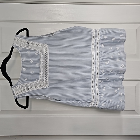 Sleeveless blouse - Picture 4 of 6